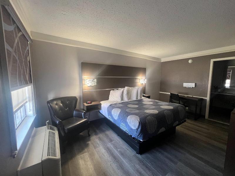 La Quinta Inn By Wyndham Ih-10 West San Antonio Tx image