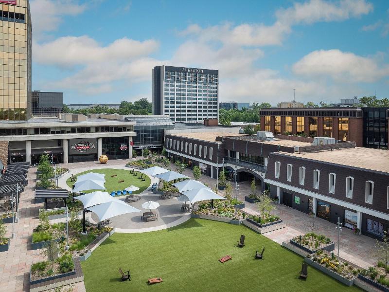 Sheraton Westport Plaza Hotel St. Louis image