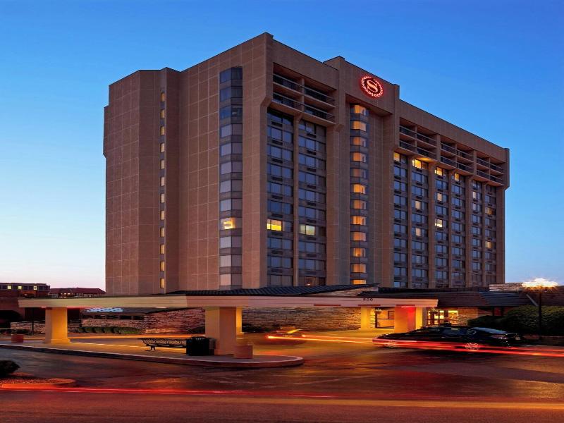 Sheraton Westport Plaza Hotel St. Louis image