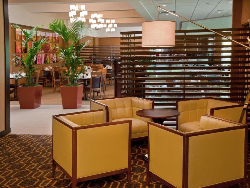 Sheraton Westport Plaza Hotel St. Louis image