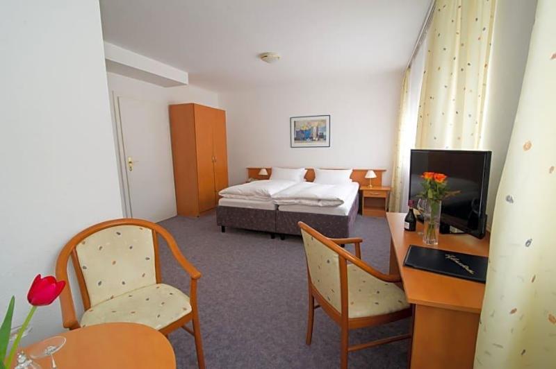 Rosenhotel image