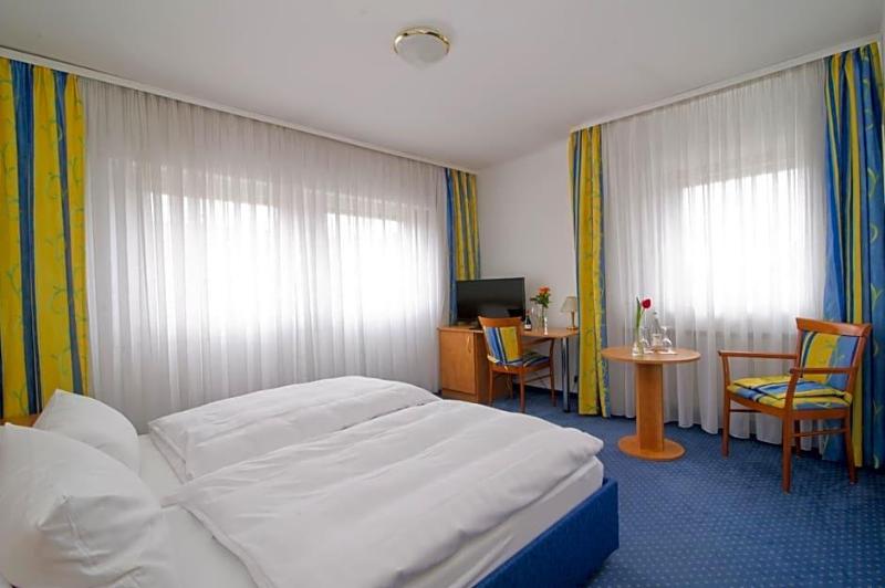 Rosenhotel image