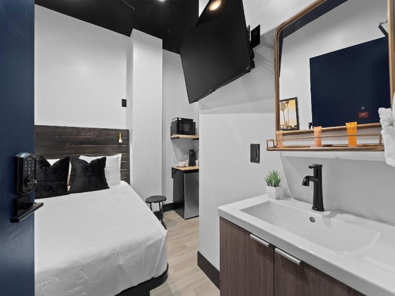The Neon Elm Hotel image