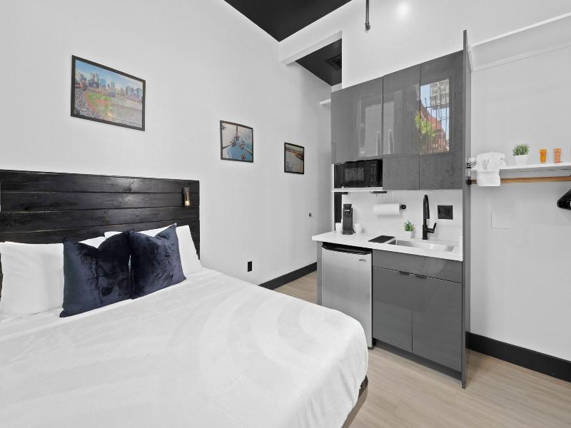 The Neon Elm Hotel image