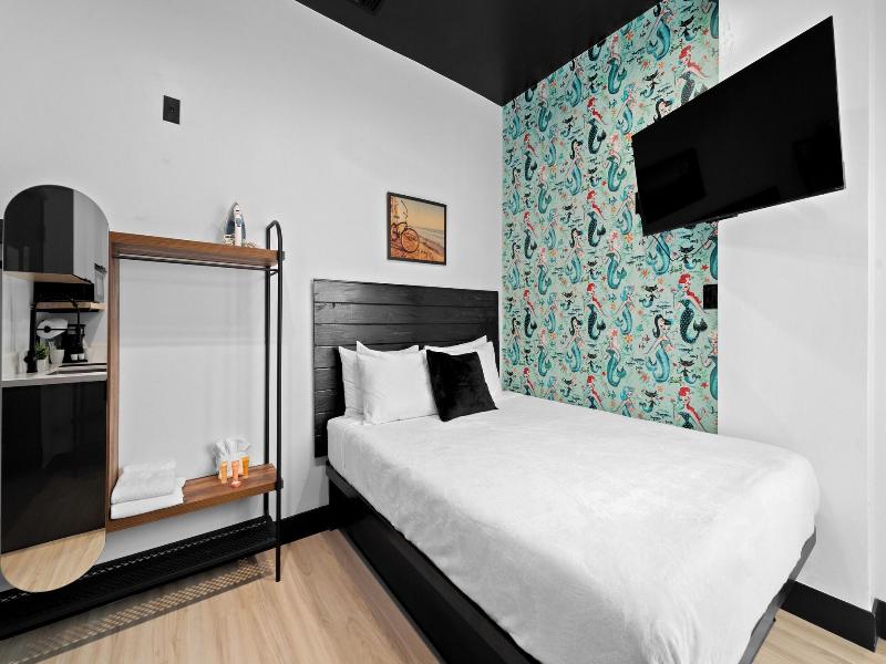 The Neon Elm Hotel image
