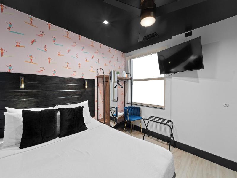 The Neon Elm Hotel image