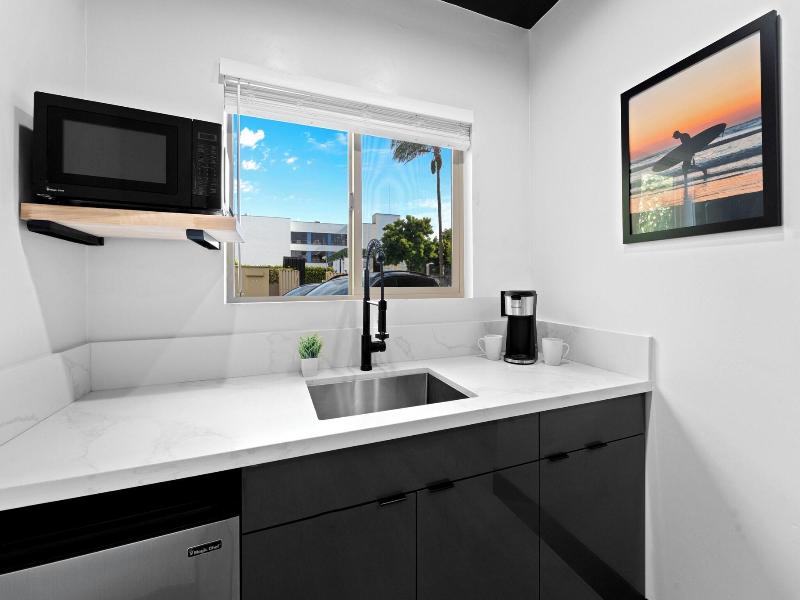 The Neon Elm Hotel image