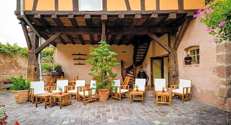 La Cour du Bailli image