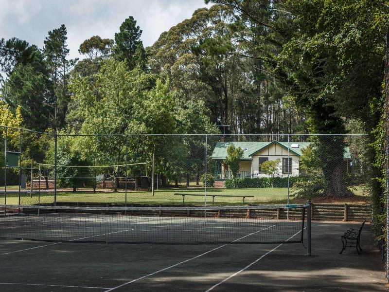Federation Gardens and Possums Hideaway image