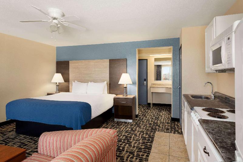Baymont By Wyndham Ft. Leonard/Saint Robert image