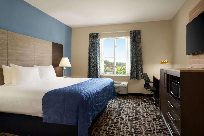 Baymont By Wyndham Ft. Leonard/Saint Robert image