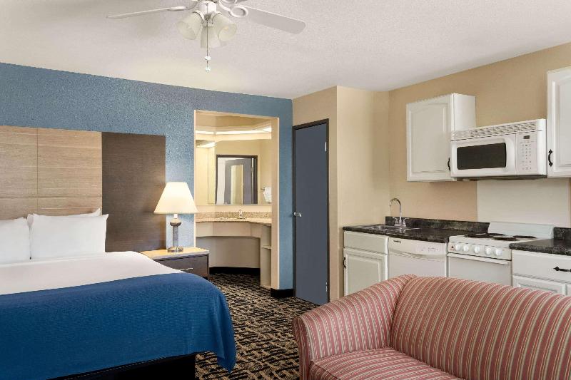 Baymont By Wyndham Ft. Leonard/Saint Robert image