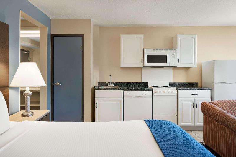 Baymont By Wyndham Ft. Leonard/Saint Robert image