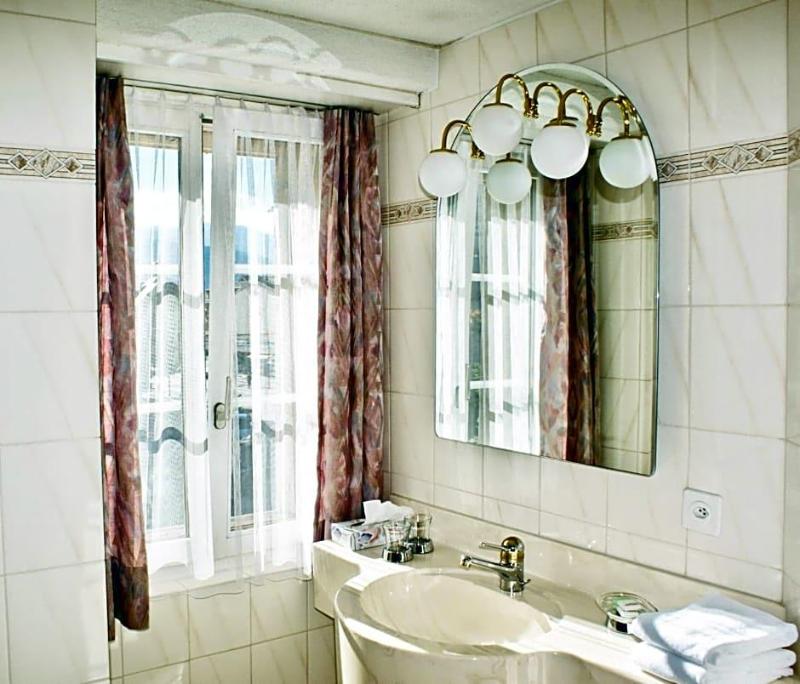 Hotel du Pont image