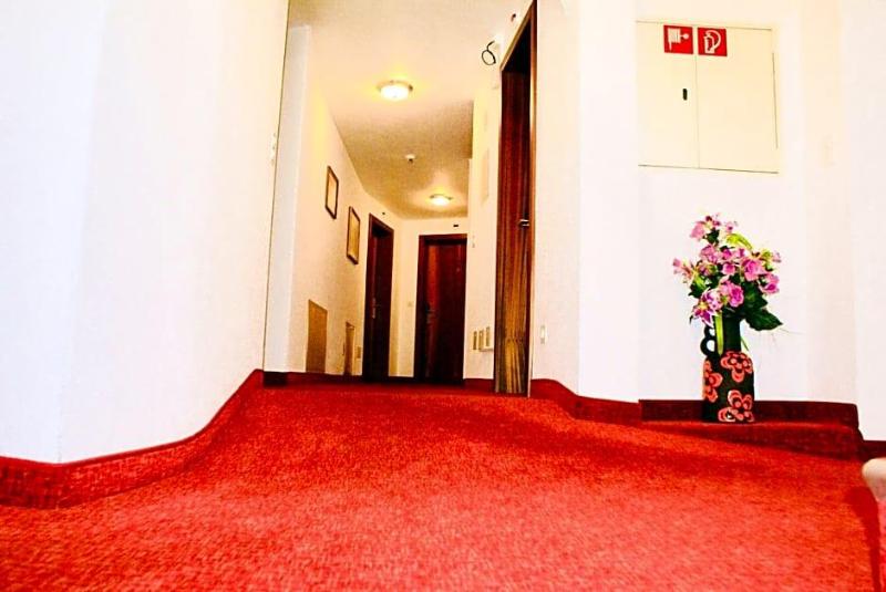 Hotel du Pont image