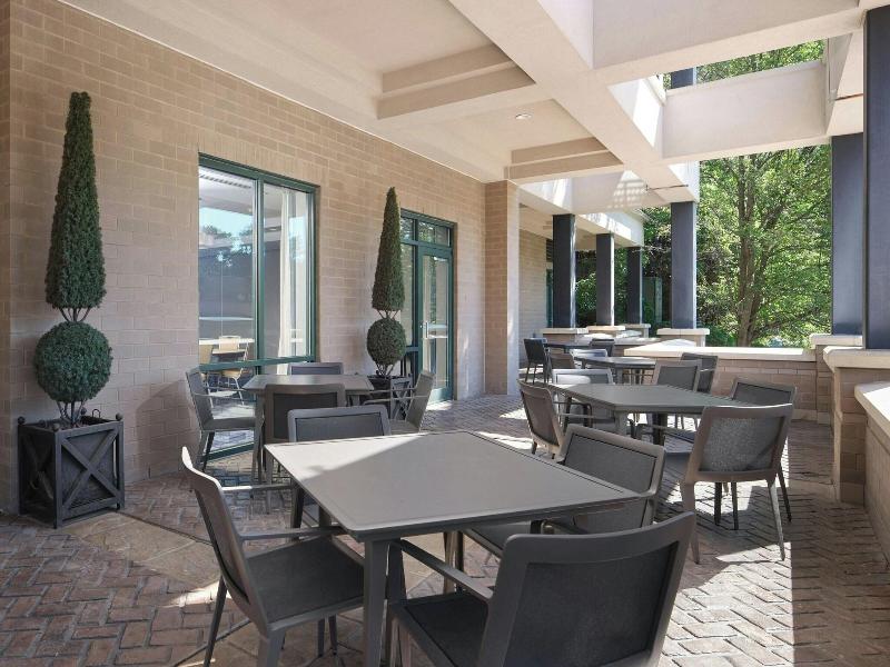Courtyard Saratoga Springs image
