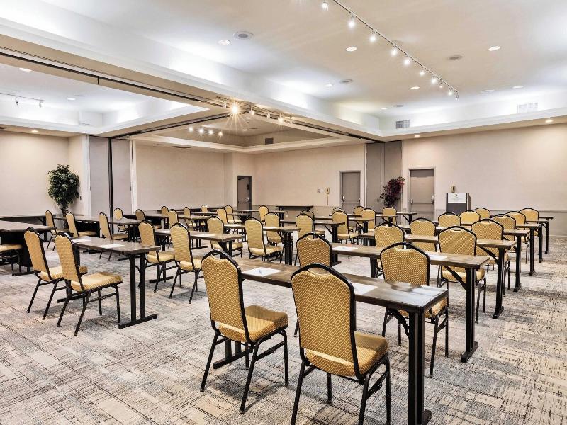 Four Points Sheraton Ventura image