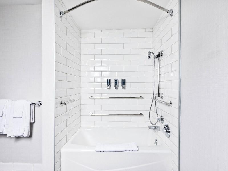 Four Points Sheraton Ventura image