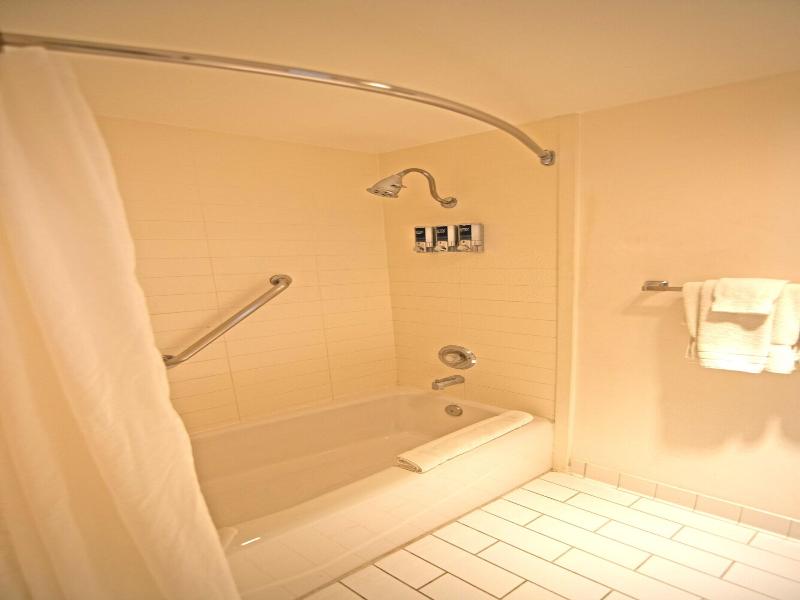 Four Points Sheraton Ventura image