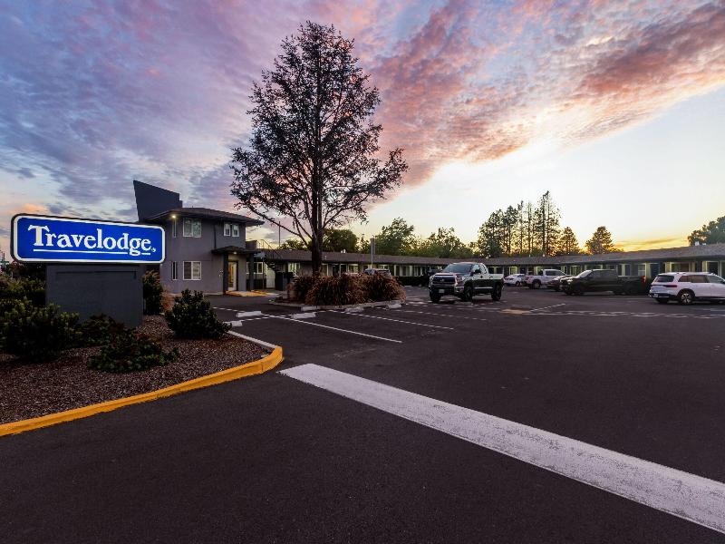 Travelodge by Wyndham Santa Rosa Wine Country image