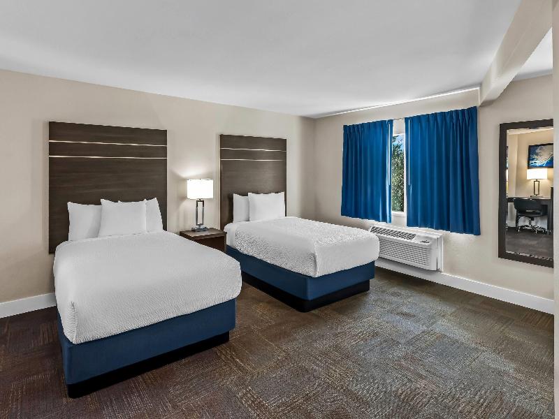 Travelodge by Wyndham Santa Rosa Wine Country image