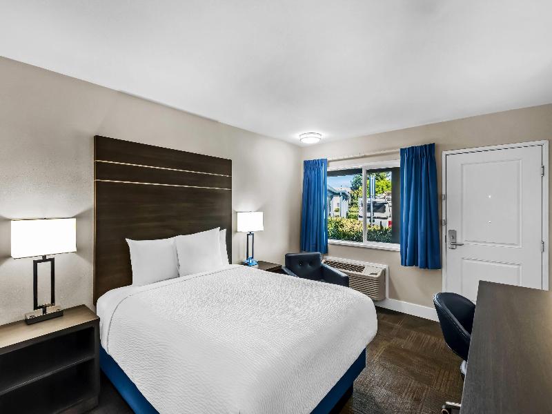 Travelodge by Wyndham Santa Rosa Wine Country image