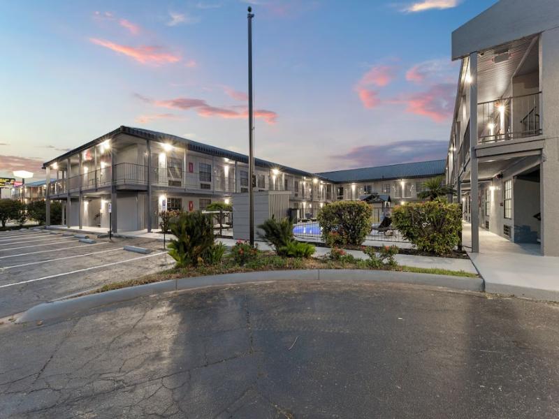 Baymont By Wyndham San Antonio Near Lackland Afb image