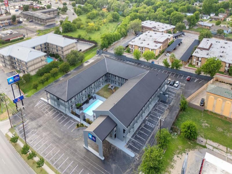 Baymont By Wyndham San Antonio Near Lackland Afb image