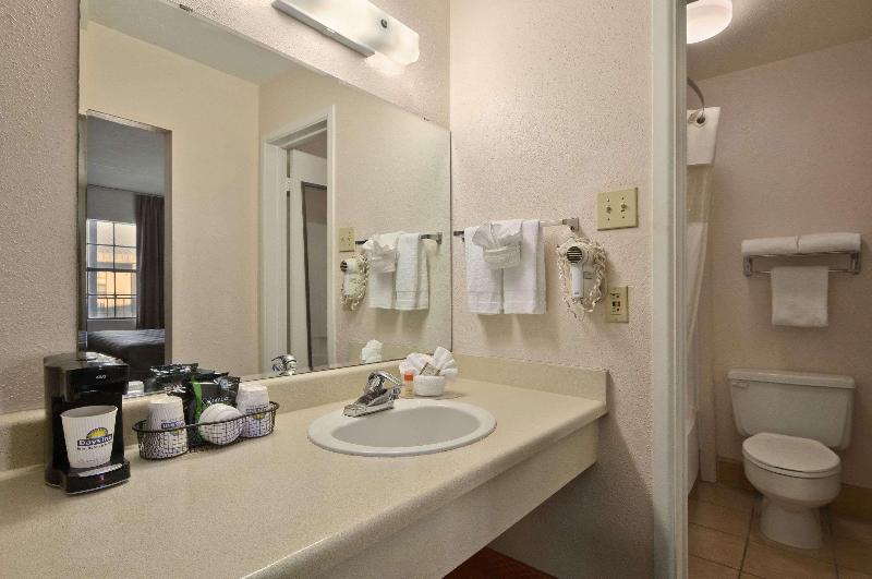 Hotel Deluxe Inn San Antonio