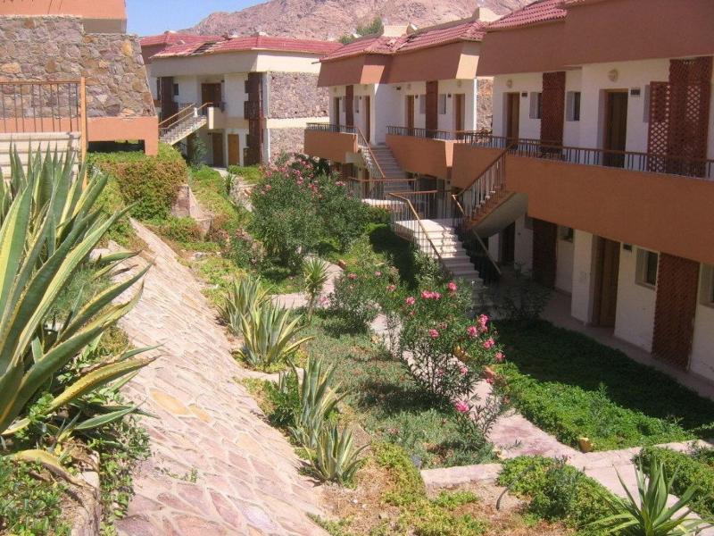 Catherine Plaza