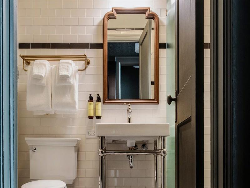 MarQueen Hotel Seattle image