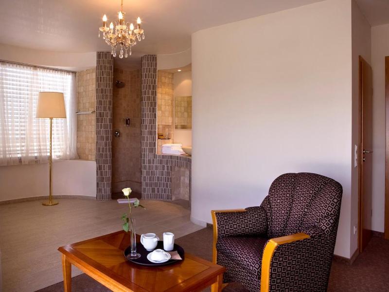 ROSS Messehotel image