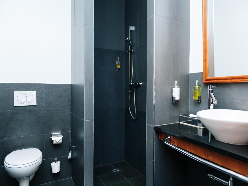 ROSS Messehotel image