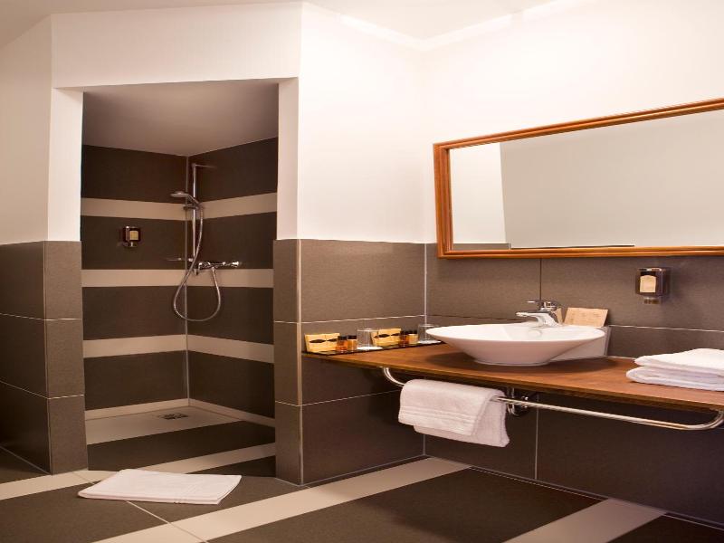 ROSS Messehotel image