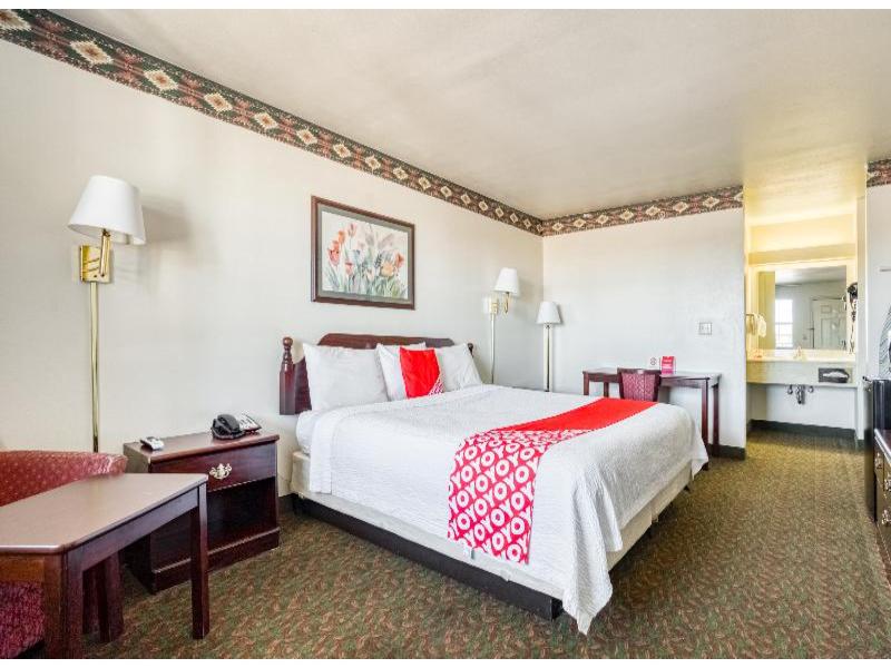 OYO Hotel Wichita Falls I-44 Sheppard Airforce image