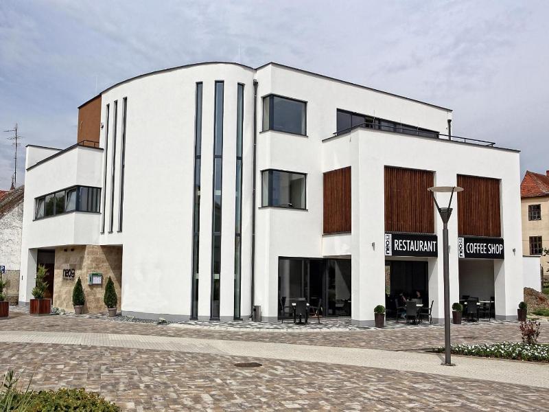 Hotel Viktoria image