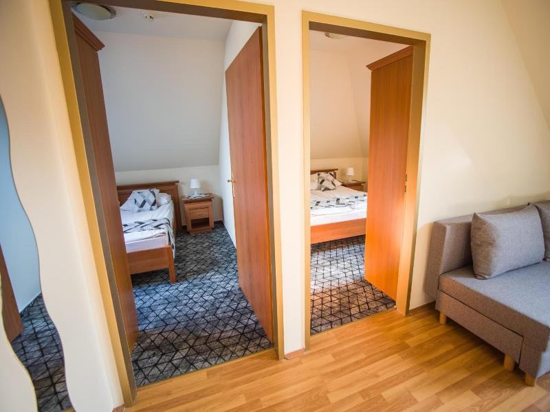 Hotel Viktoria image