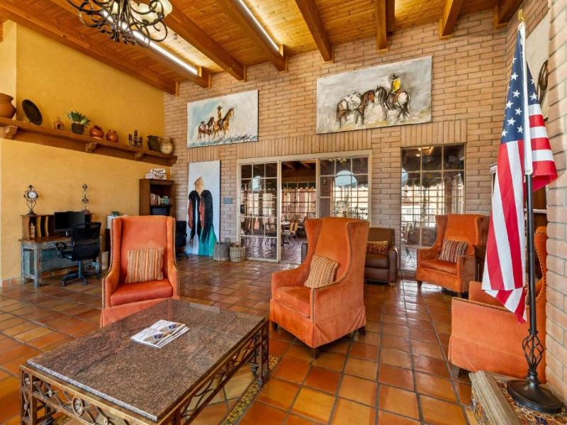 Clarion Inn Sierra Vista Az image