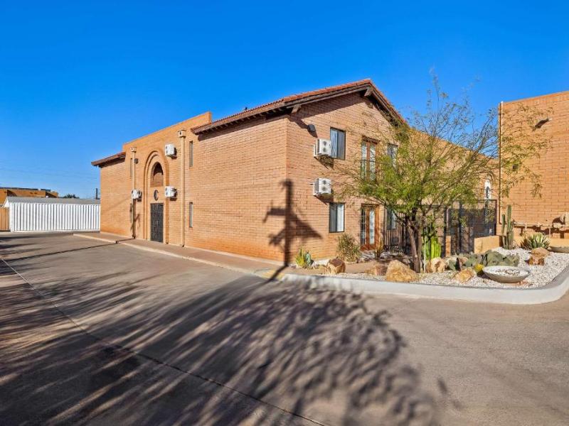 Clarion Inn Sierra Vista Az image