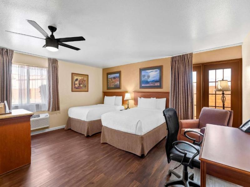 Clarion Inn Sierra Vista Az image