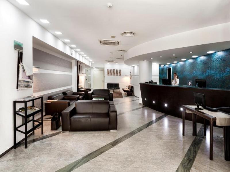Mediterraneo Palace image