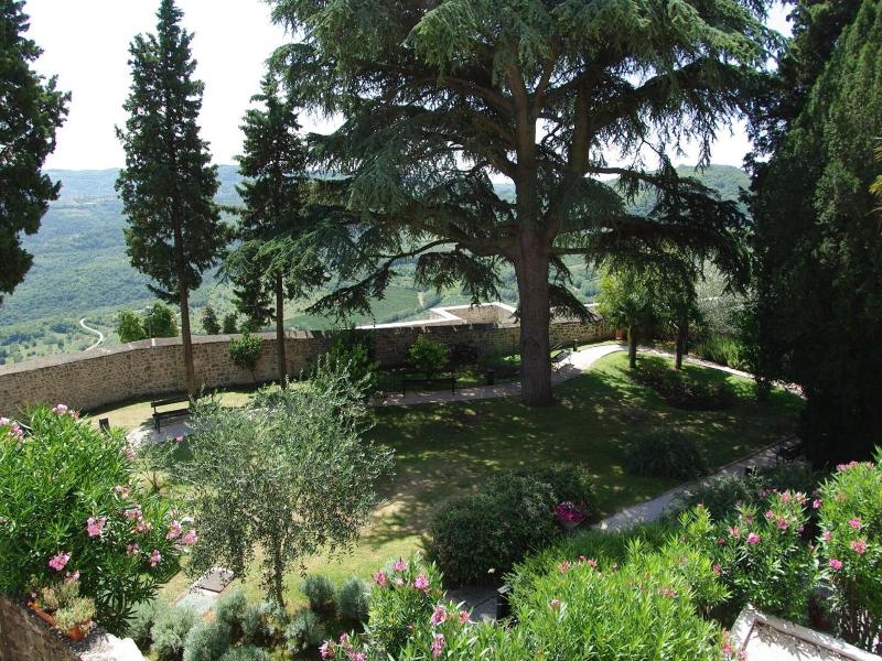 Kastel image
