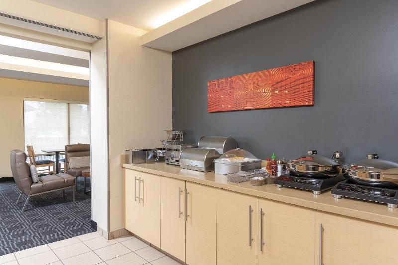 Towneplace Suites Fort Wayne North image