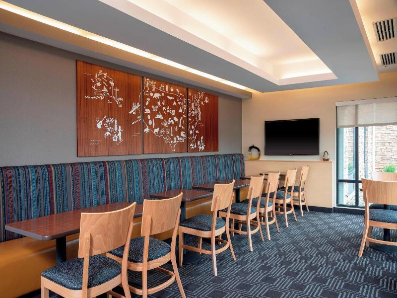 Towneplace Suites Fort Wayne North image