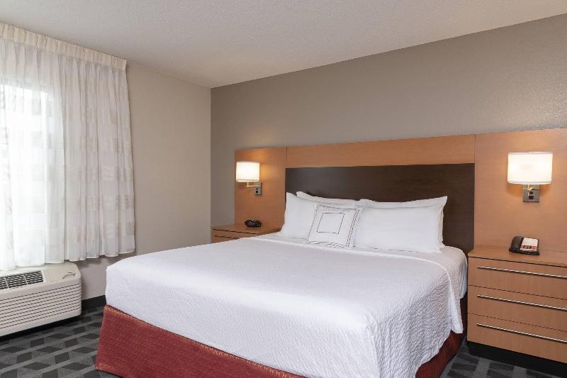Towneplace Suites Fort Wayne North image