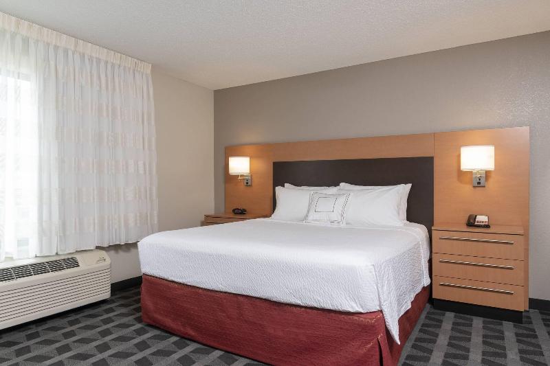 Towneplace Suites Fort Wayne North image