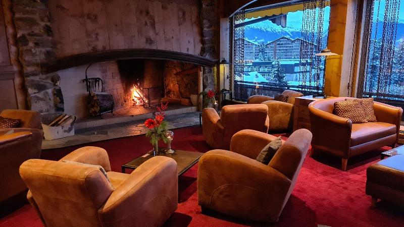 De l'Etrier Hotel Montana image
