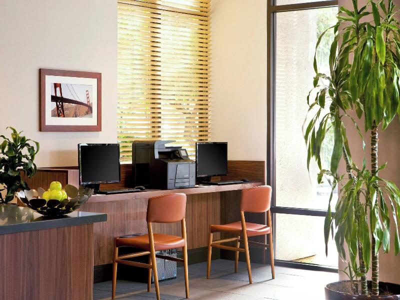 Four Points by Sheraton San Francisco Bay Bridge image