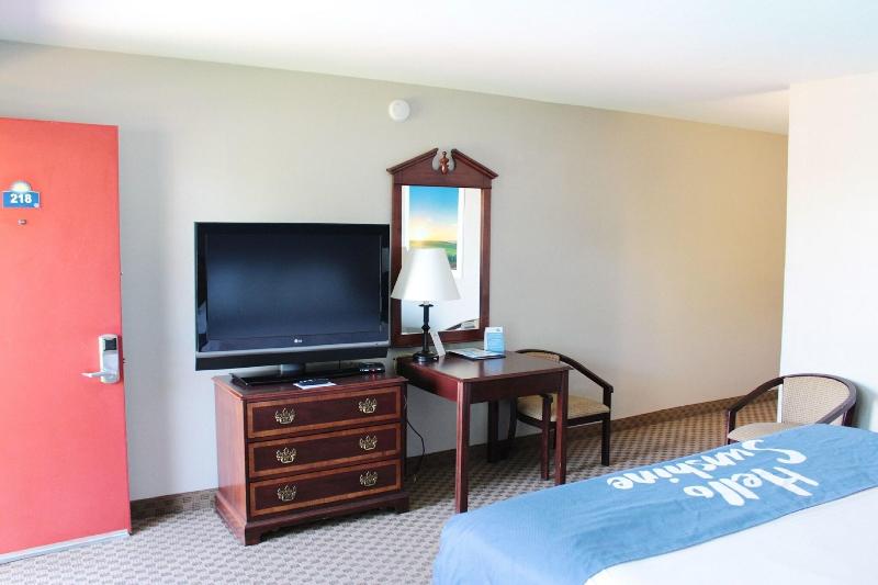 Days Inn by Wyndham Show Low image