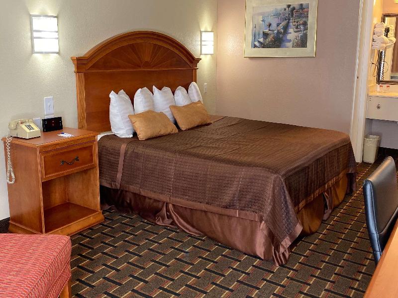 Knights Inn Punta Gorda image